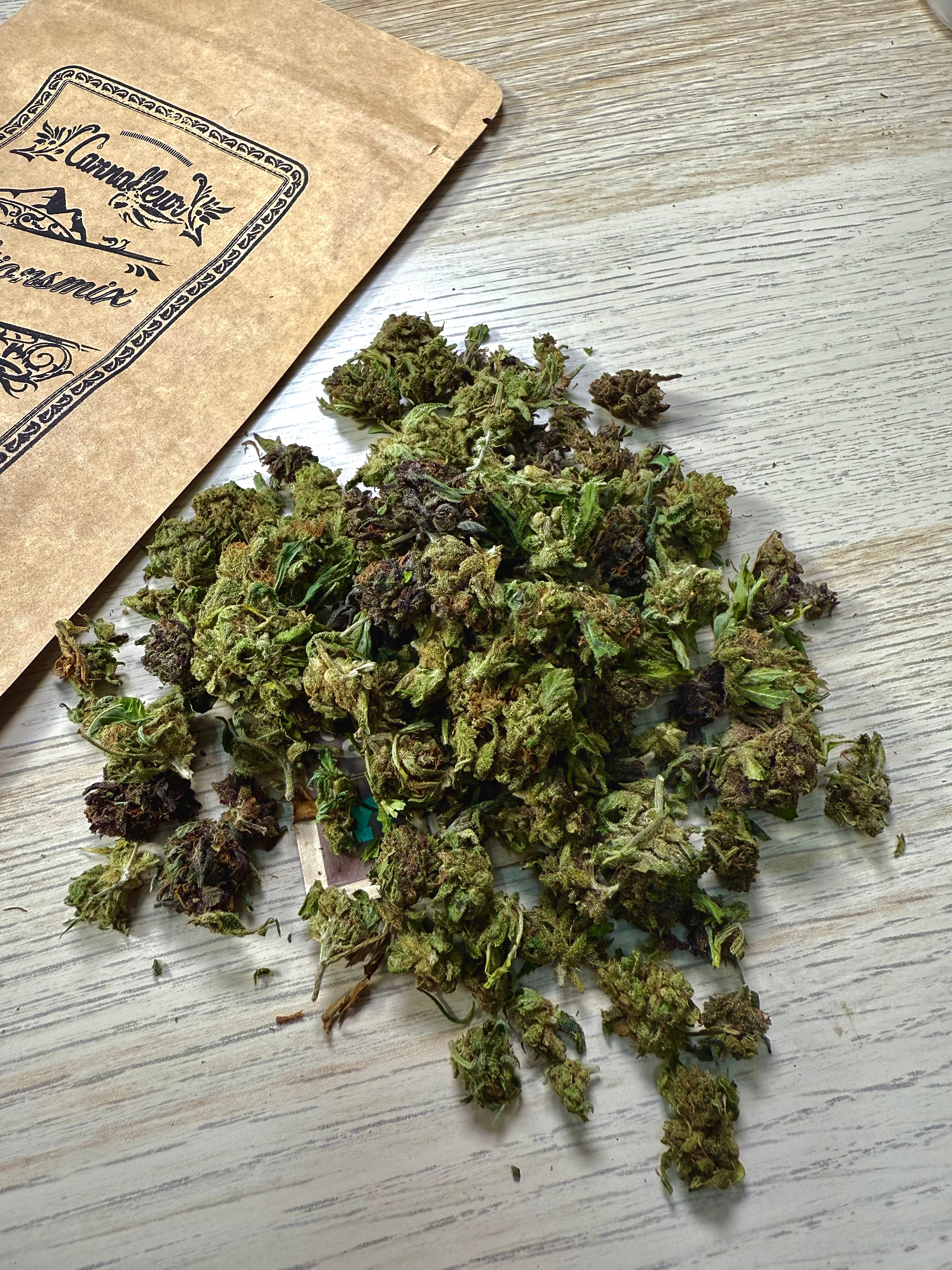 Hanfblüten Tee - Aktionsmix - CannaFleur